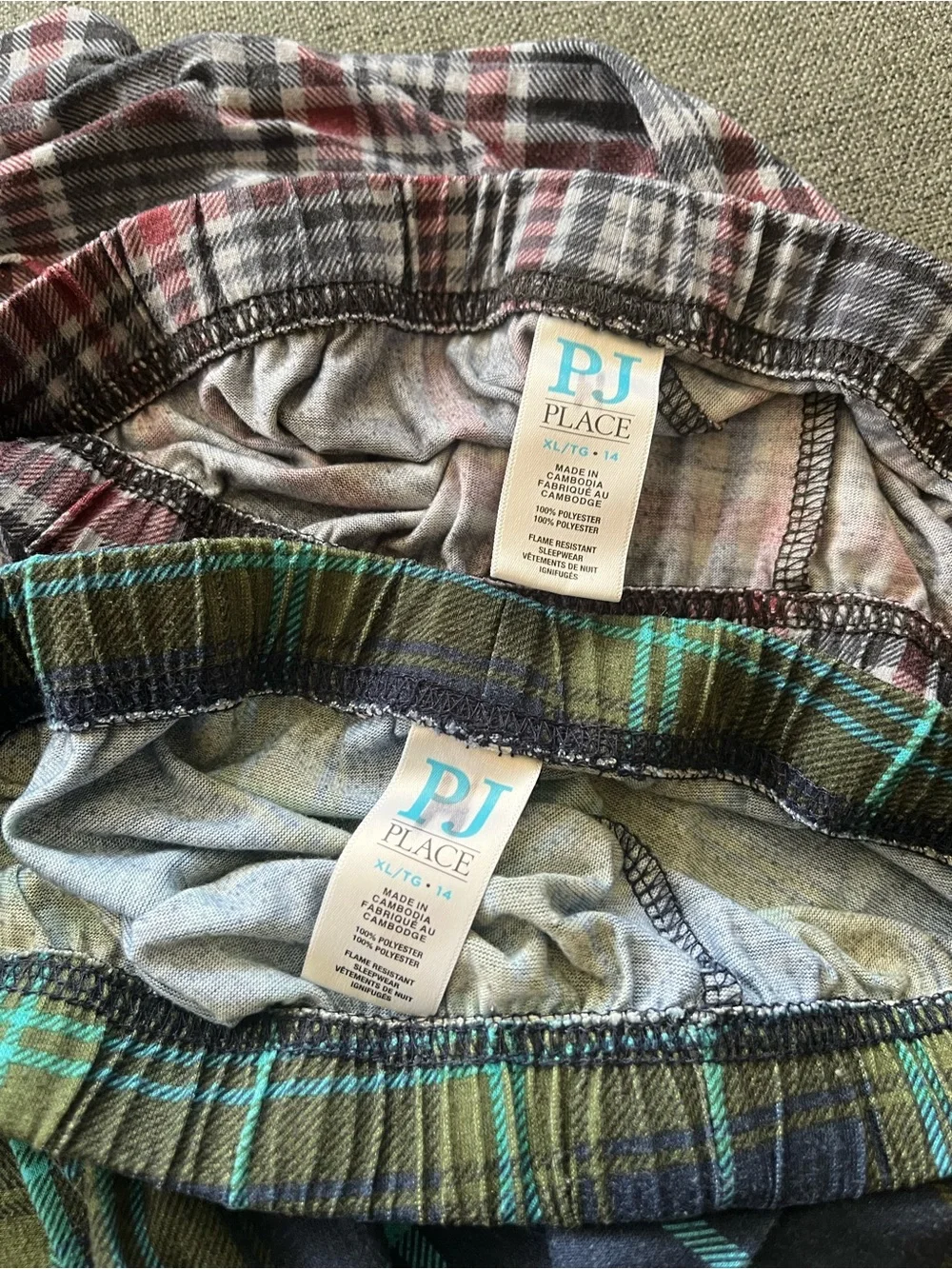The Childrens Place burgundy navy size